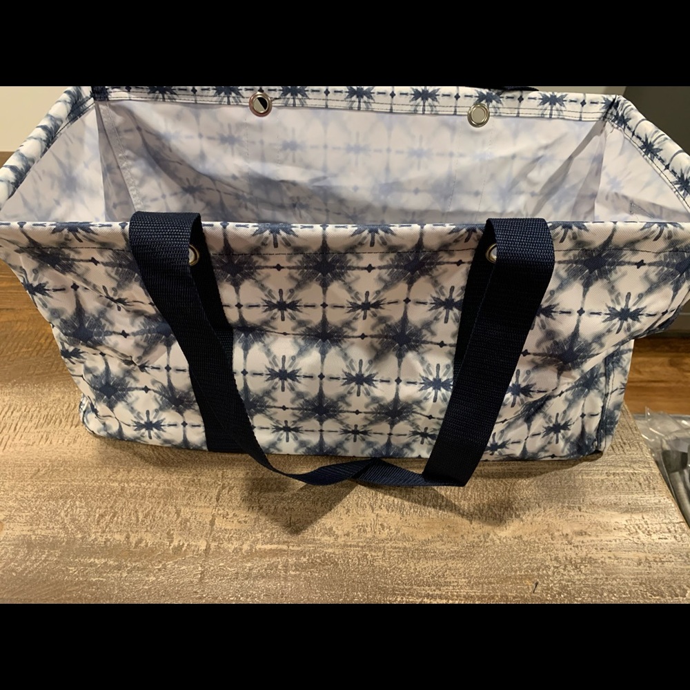 Thirty one Large Utility Tote
